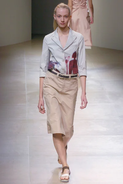 Look 30